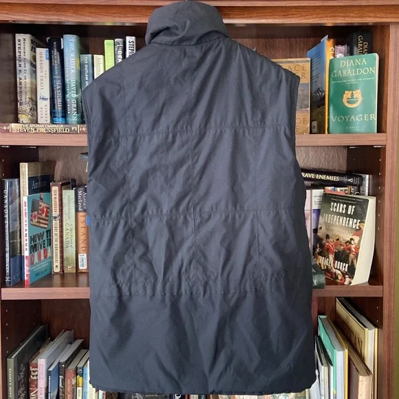 Obermeyer Mont Blanc Reversible Puffer Vest in Purple & Black Women's Size 12 - Picture 9 of 9